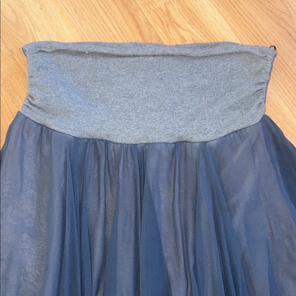 Vintage LaRok Blue Cream layered flowy Skirt Size Small Silk - Picture 2 of 8